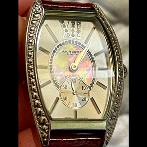 BNWOT Akribos XXIV Women's Diamond SWISS QUARTZ WATCH MotherOfPearl/ Diamond!💎